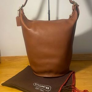 Vintage Coach 9085 XL Duffle Sac British Tan Made in Hungary with Dust Bag